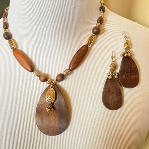 Brighton Silver Wood Pendant Necklace and Earing Set